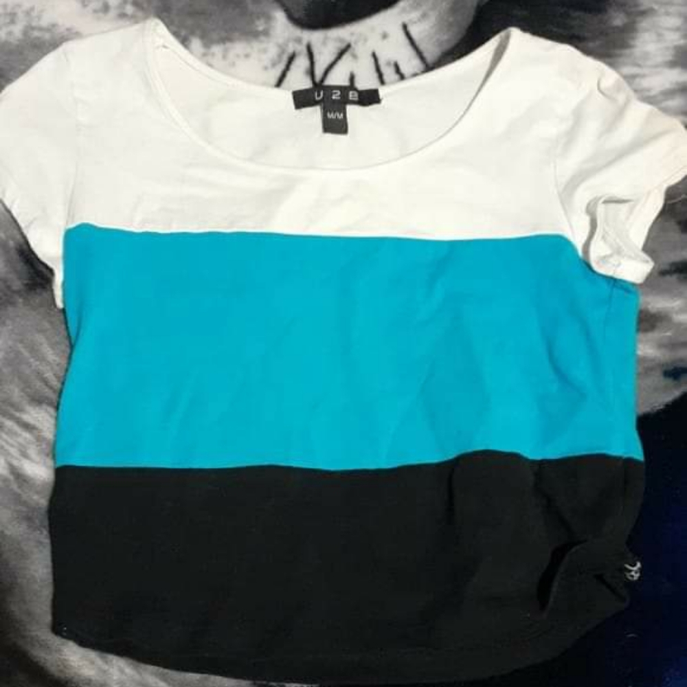 Cropped multicolored top